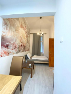 Váczi Central Relax Boutique Suits